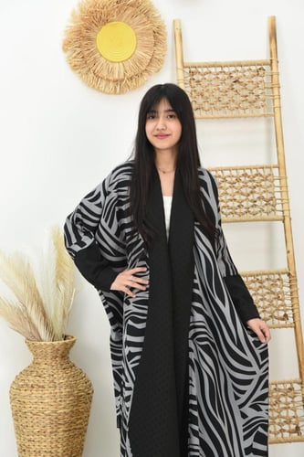 عباية بناتي نص بشت بالأسود والرمادي