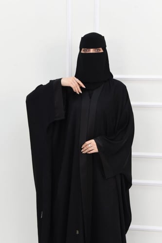 عباية بشت بقماش جاكار بكم مربع وتدخيلة ستان