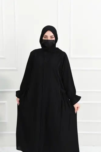 عباية سوداء بكم مطاط فرنسي وجيوب ظاهرة