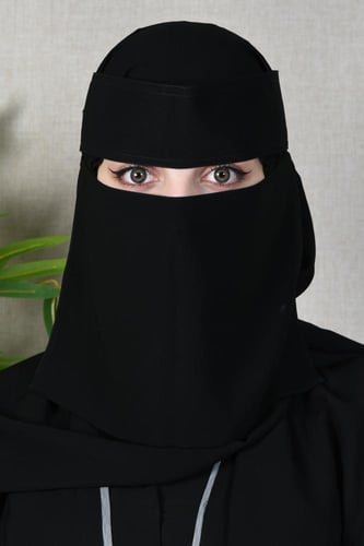 نقاب مطاط قصير مقوى