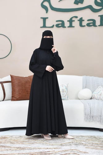 عباية كلوش بقماش كوريون المنقط