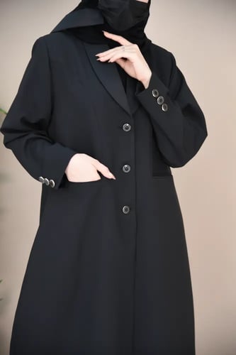 عباية بليزر سوداء رسمية وللدوام بقصة مجسّمة وقماش...