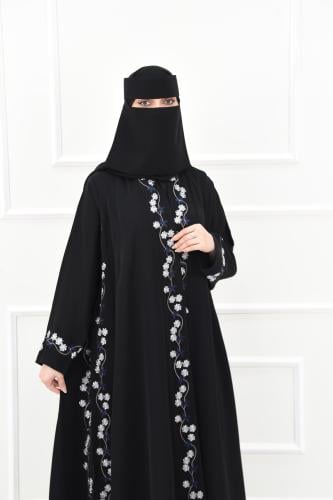 عباية مناسبات حريرية بتطريز ملون