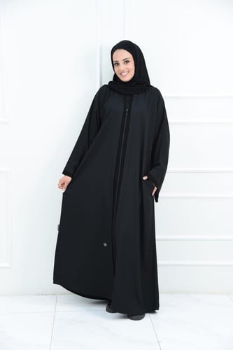 عباية كريب لفتة بسحاب بتفاصيل ملكية مع جيوب مخفية