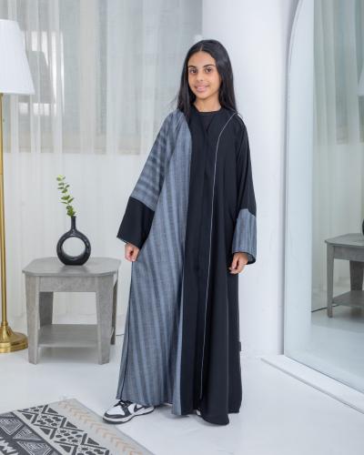 عباية بناتي بتصميم متباين باللونين الأسود والرمادي...