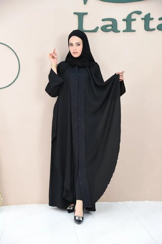 عباية كاجوال سوداء بكولة منسدلة وجاكار تركي على فت...