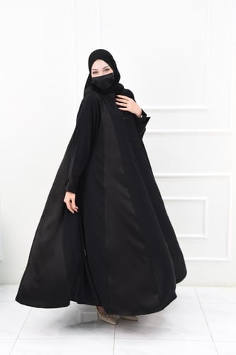 عباية كلوش بتفاصيل ستان