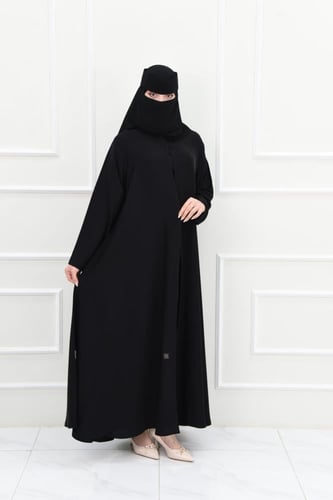 عباية سادة سوداء بقصة كلوش