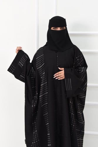 عباية كاجوال بشت مقلمة مع أكمام مربعة