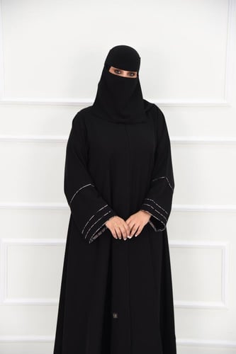 عباية كاجوال بتصميم نص كلوش