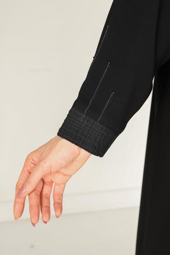 عباية كريب بتفاصيل انيقة