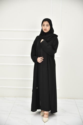 عباية ناعمة بسحاب وكسرات