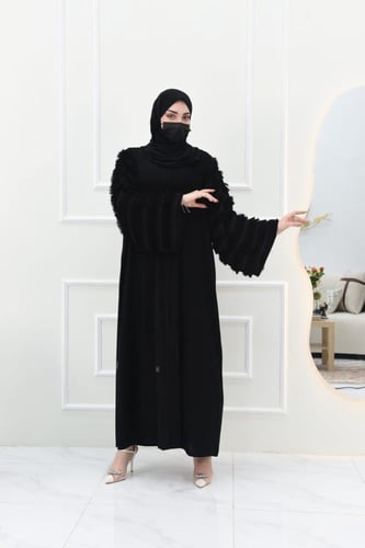 عباية كريب بكم من الشراشيب الحريرية