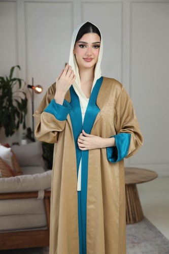 عباية شمواه بيج بتركيبة طولية تركوازية