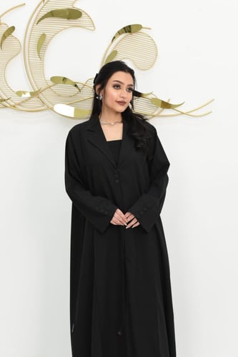 عباية بليزر بكسرة بالخلف