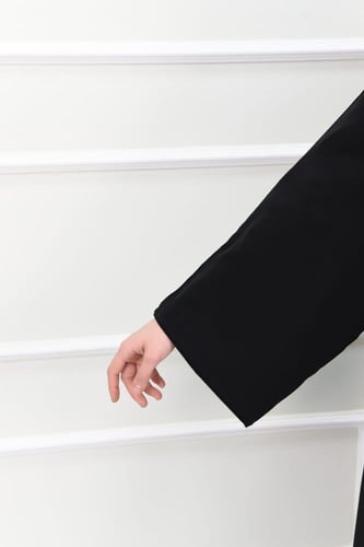 عباية سادة دبل كلوش قماش نواعم