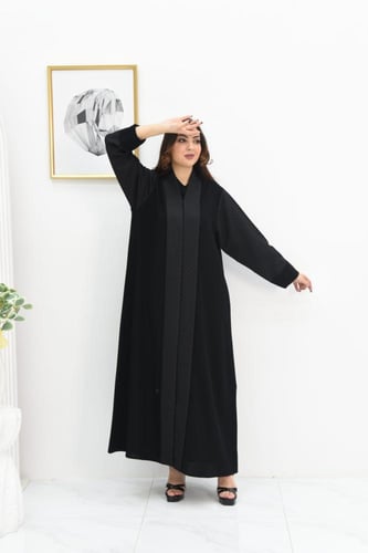 عباية بقماش الفوكر الناعم بكم مقلوب