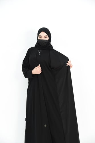 عباية سادة مفتوحة بطبقة داخلية بربطة جانبية كم مقل...