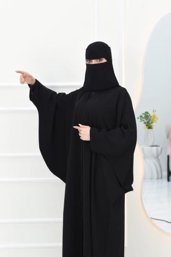 عباية بشت سادة بأكمام فراشة