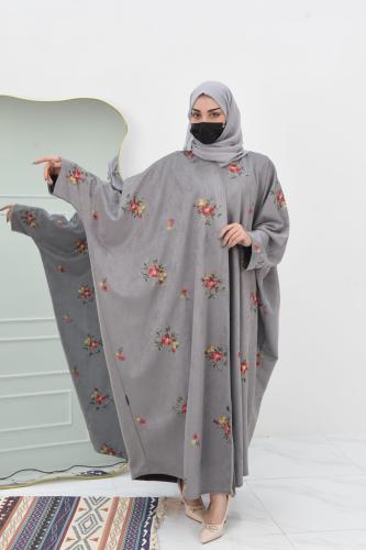 عباية شتوية بشت بلون رصاصي بتطريز انيق