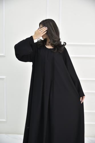 عباية نص كلوش مغلقة مع كسرات أمامية