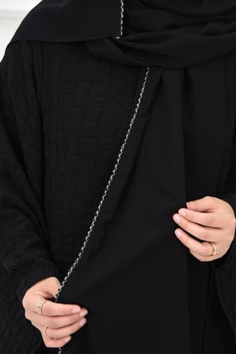 طرحة سوداء بحواف فضي مع خرز اسود