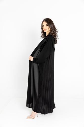 عباية كاجوال بياقة وكسرات في الخلف