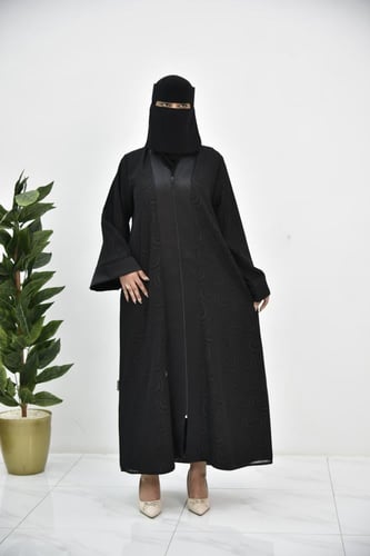 عباية بطبقتين من جاكار مشجر وشيفون