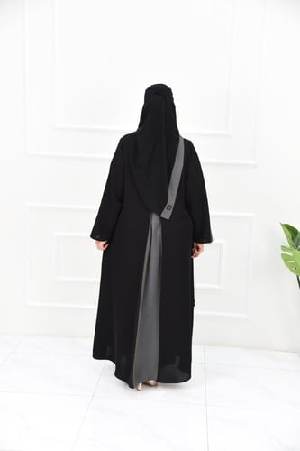 عباية كاجوال أنيقة بكسرات ناعمة على الظهر والأكمام