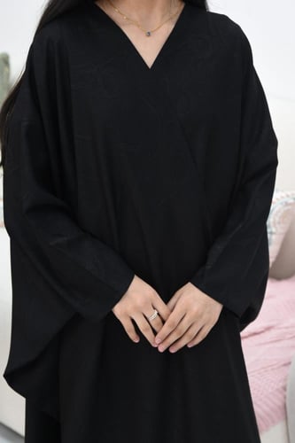 عباية بناتي بشت مقلم