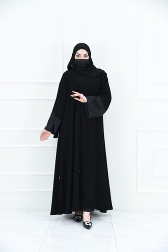 عباية كلوش أكمام مربعة جاكار