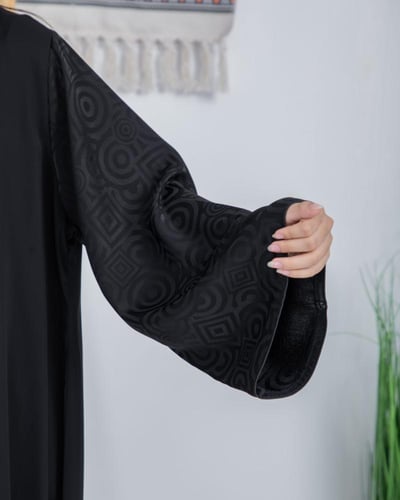 عباية بناتي يومية بأكمام مشجرة