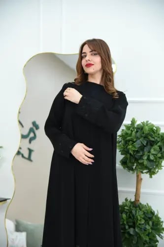 عباية سوداء مناسبات نص كلوش بتطريز ورد وفصوص