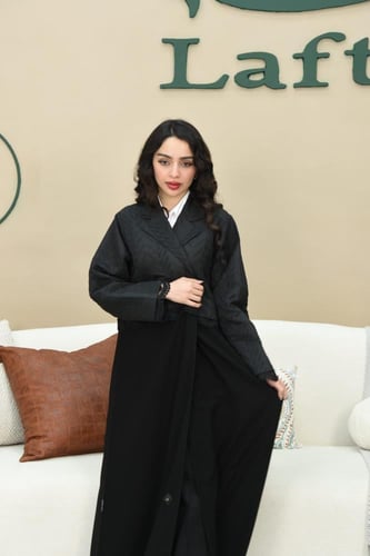 عباية كاجوال كريب بإضافة الجاكار