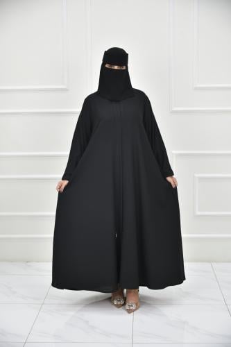 عباية كلوش سادة بكسرة خلفية وأكمام واسعة