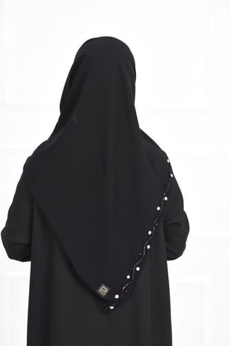 طرحة سوداء بتطريز شك ابيض وسماوي واسود