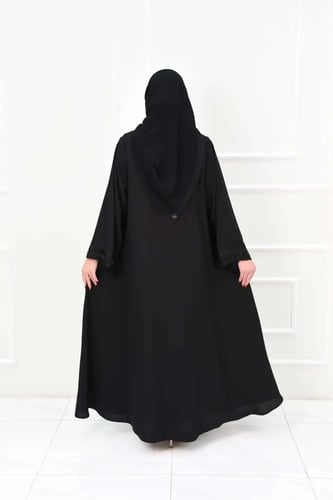 عباية كريب بتطريز شك على الأكمام المربعة