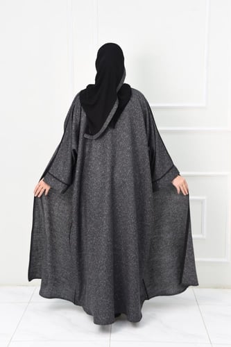 عباية شتوية نص بشت بلون رمادي غامق
