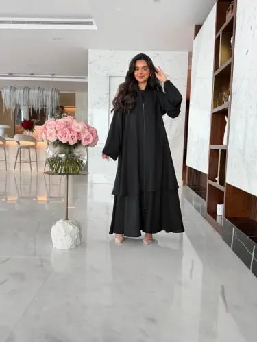 عباية سادة كلوش طبقتين بسحاب