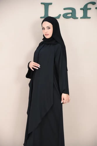 عباية كاجوال سوداء بكولة منسدلة وجاكار تركي على فت...