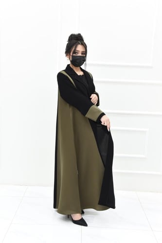عباية من الفوكر الأسود والتفتة الزيتي مع كول ريفير