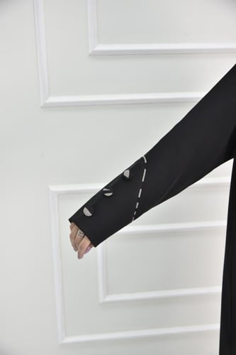 عباية كاجوال بياقة وأكمام بتحديد جبزور