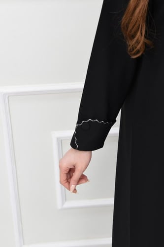 عباية كريب بتفاصيل قيطان ملون