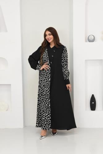 عباية بتصميم متناغم بألوان أسود وأوف وايت