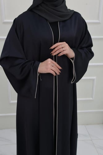 عباية تفتة مزينة بالقيطان