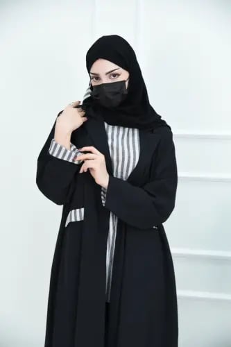 طقم سفر اسود 4 قطع