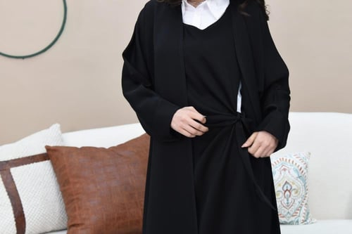 عباية مفتوحة بطبقة داخلية بربطة جانبية