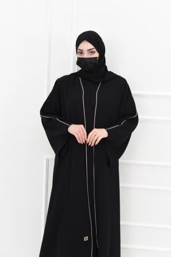 عباية ناعمة بتفاصيل قيطان بينك