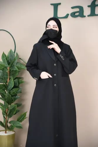 عباية بليزر سوداء رسمية وللدوام بقصة مجسّمة وقماش...