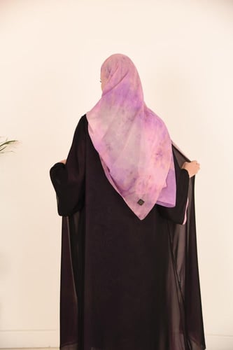 عباية شيفون ملون كاجوال دبل فيس بلونين الأسود والم...